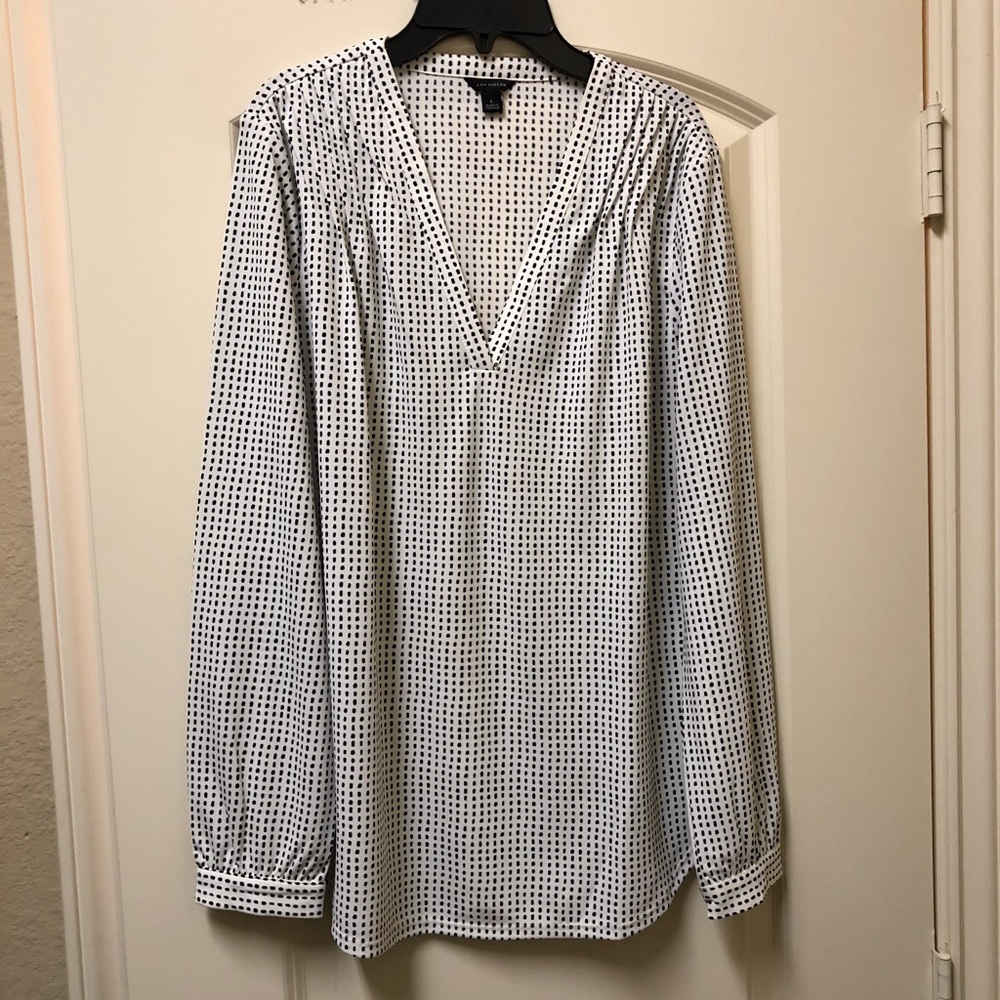 Beautiful Ann Taylor blouse